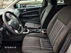 Ford Focus Turnier 2.0 16V Ghia - 9