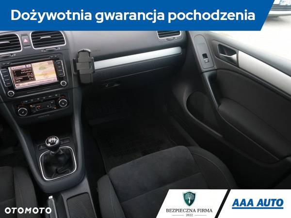 Volkswagen Golf - 9