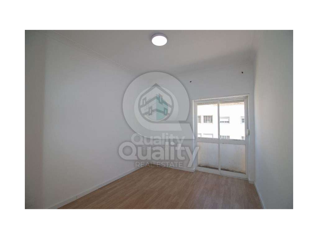 T2 BARREIRO - 15 MIN TERMINAL FLUVIAL - Grande imagem: 2/26