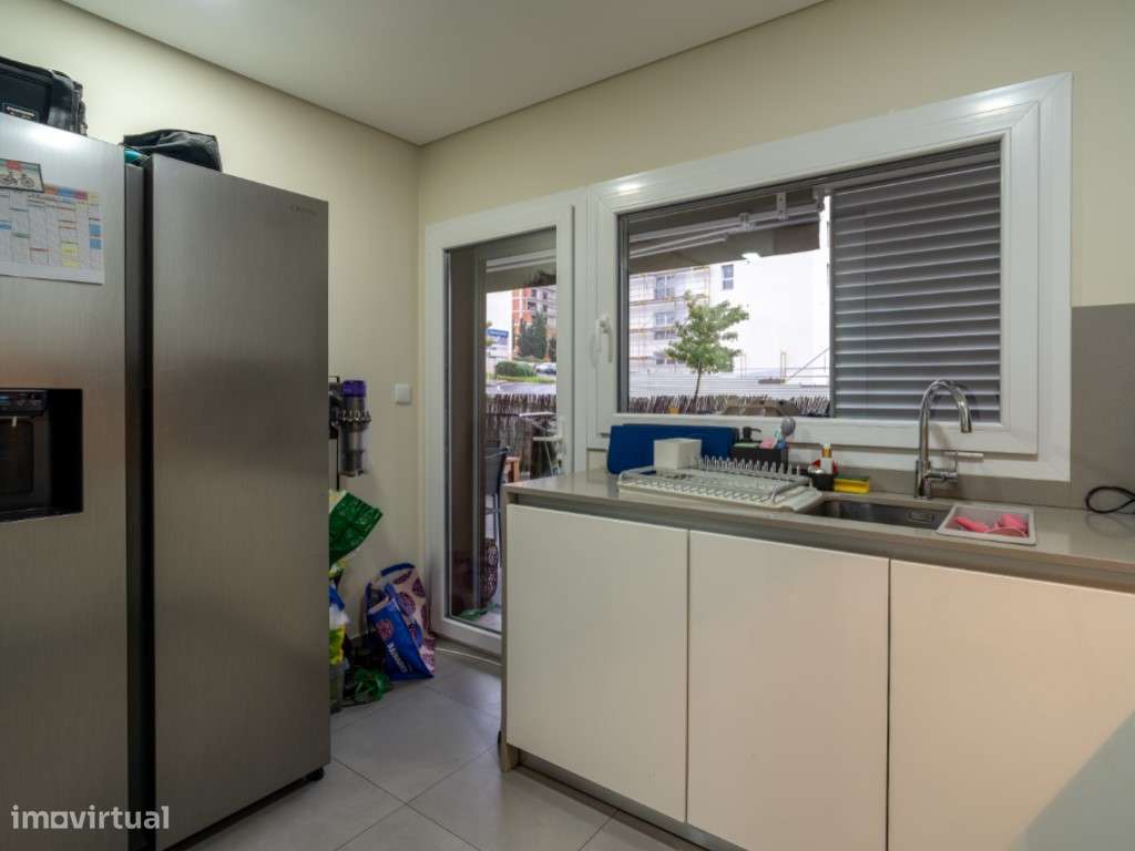 T2 com Suíte, Garagem e 2 Terraços no Empreendimento SolVillas na P...-11