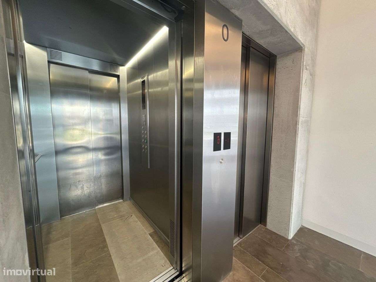 Apartamento T3 Novo com vistas panorâmicas a 15 min do Hosp São João - Grande imagem: 3/23