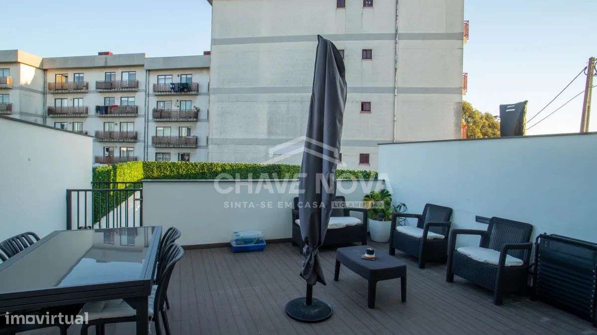 Moradia T3+1 em Canelas-Ref.MAD/02205/MH-37