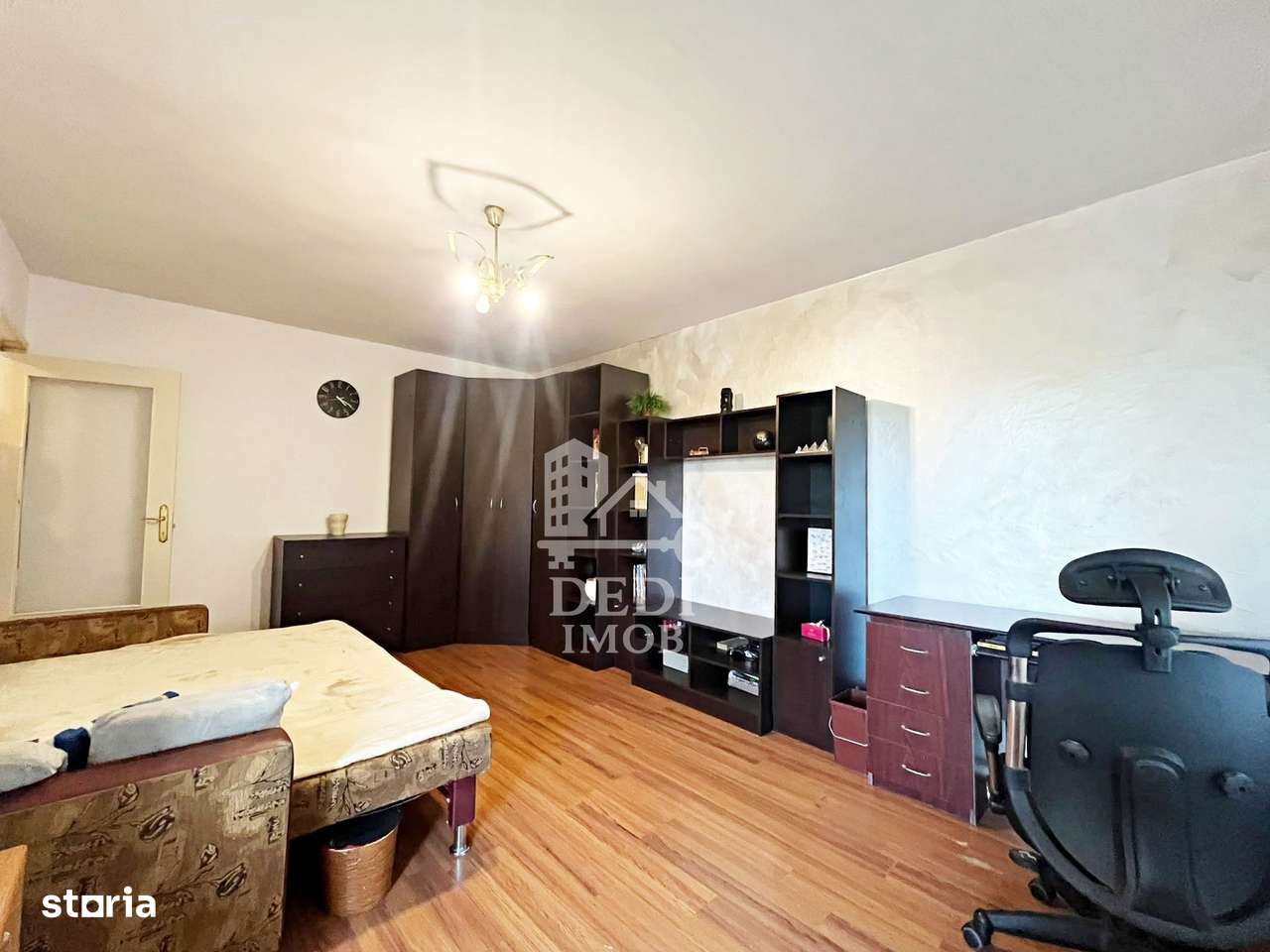 Apartament 2 camere de vanzare in zona Decebal, Oradea-1