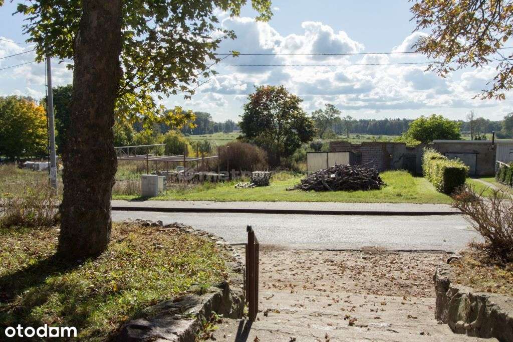 Budynek usługowy z dużą działką tereny mieszkaniow - Pełny obrazek: 4/4