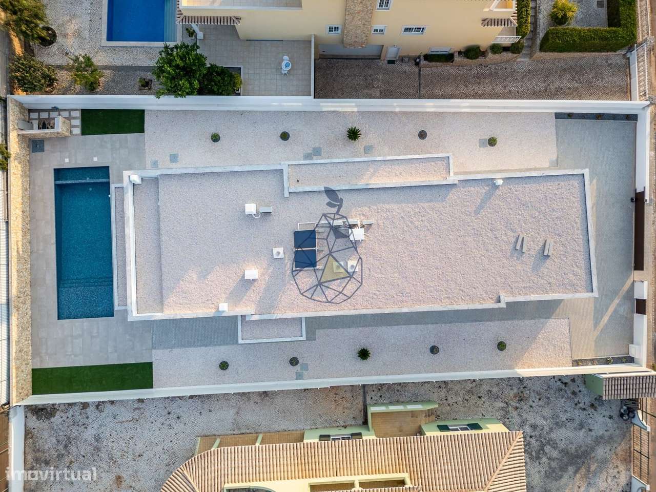 Moradia Nova com Piscina na Urbanização Monte Canelas - Portimão-43