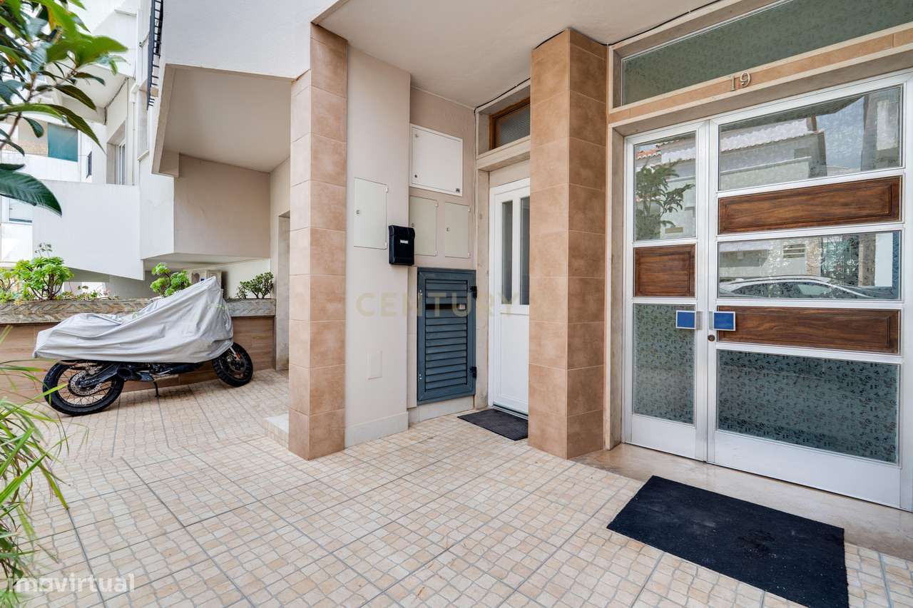 Moradia com 3 frações (T3+T2+T0)-37