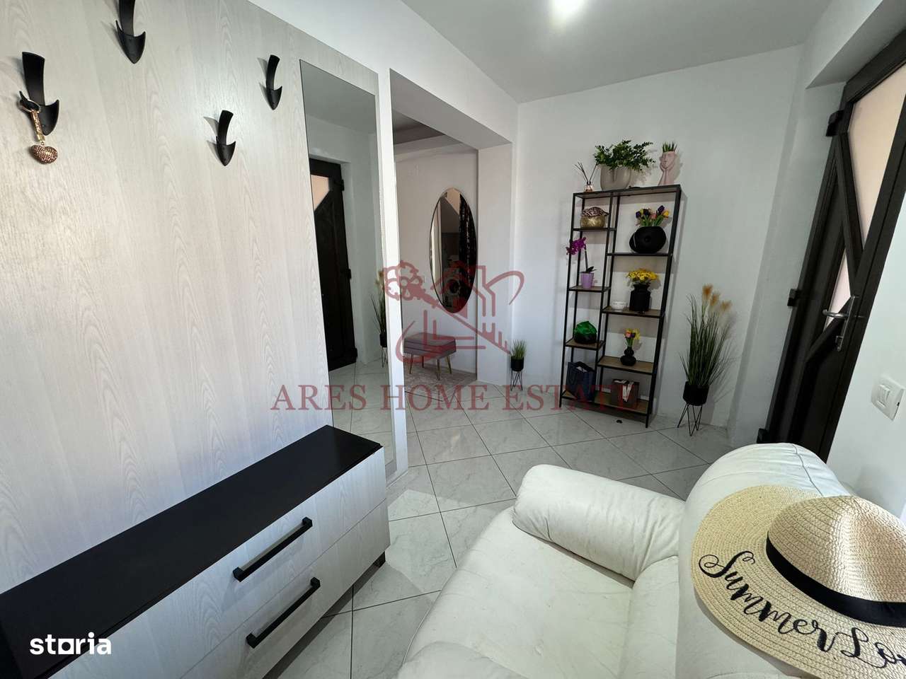 Casă individuală, 5 camere, garaj si curte, comision 0 - Imagine principală: 4/17