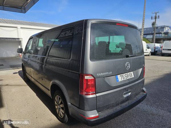 VW Transporter Caravelle Longa 9Lugares 2.0TDI 102cv - 4