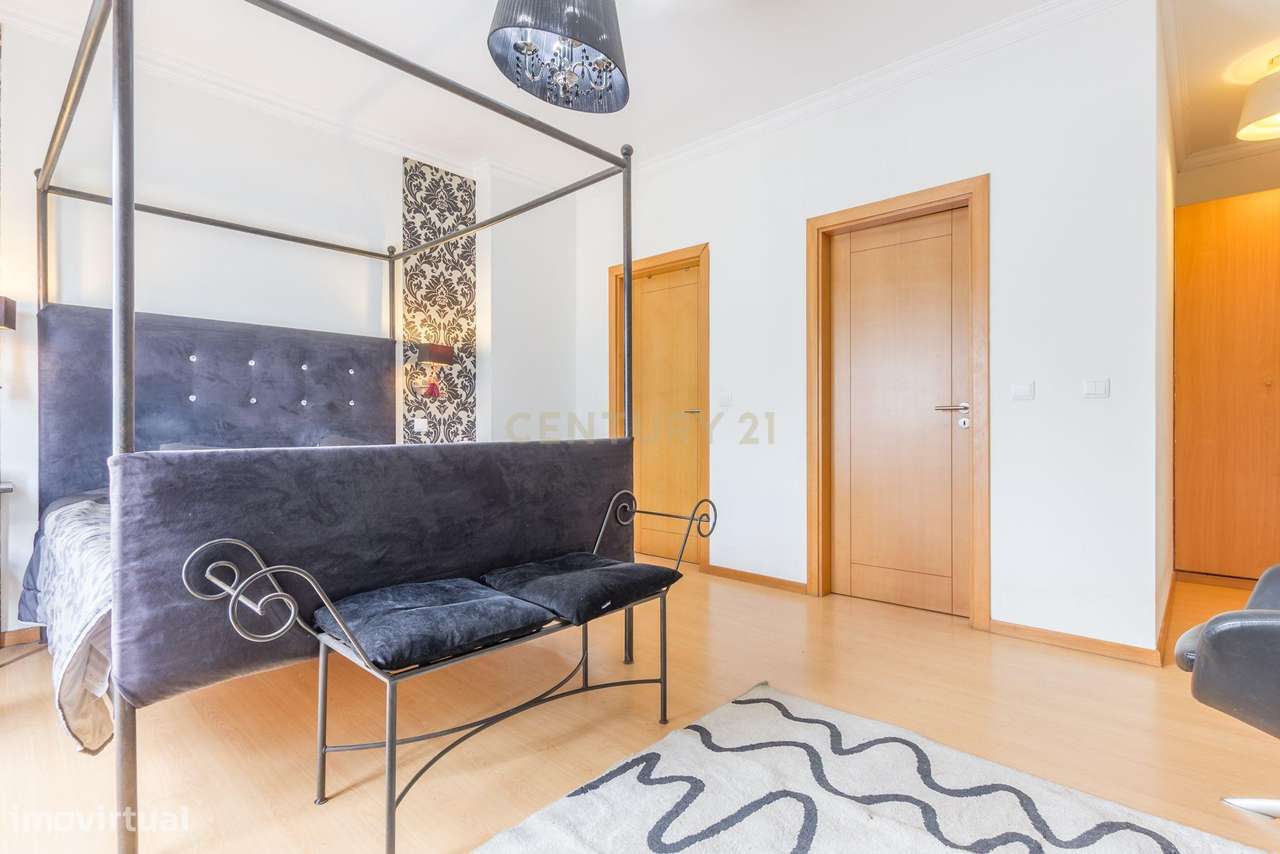 Moradia T4 em Oleiros - Azeitão, Setúbal - Oportunidade Única!-5