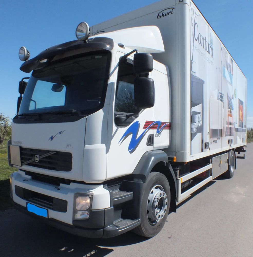 Volvo FL 2012