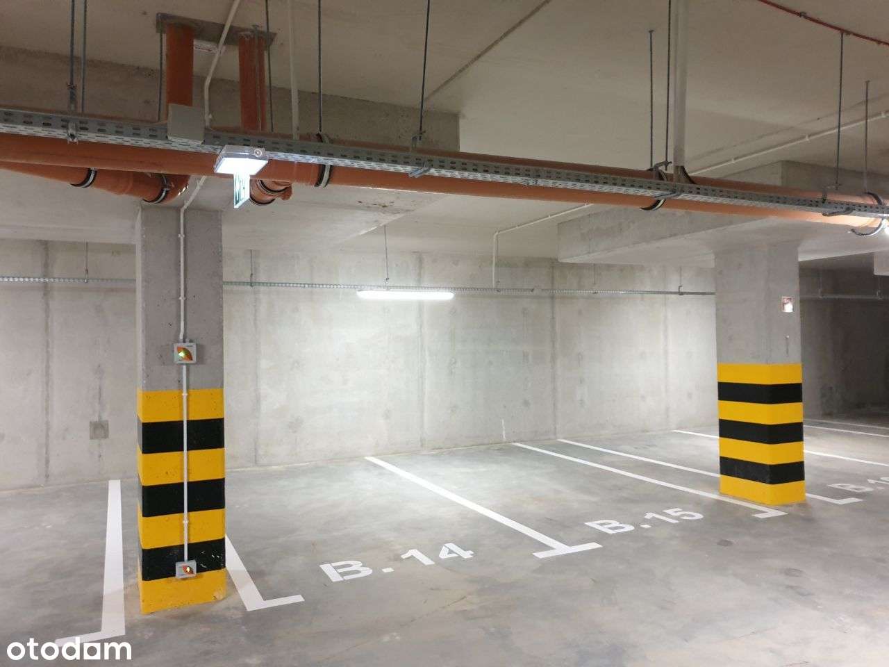 DRABIKA 44 - Miejsce postojowe - Pełny obrazek: 2/3