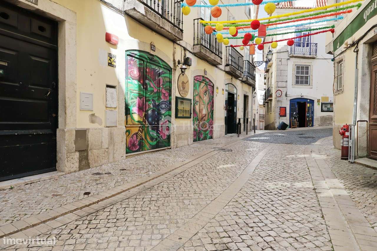 Oportunidade Única: Trespasse de Restaurante "Tasquinha Canto do Fado"-6