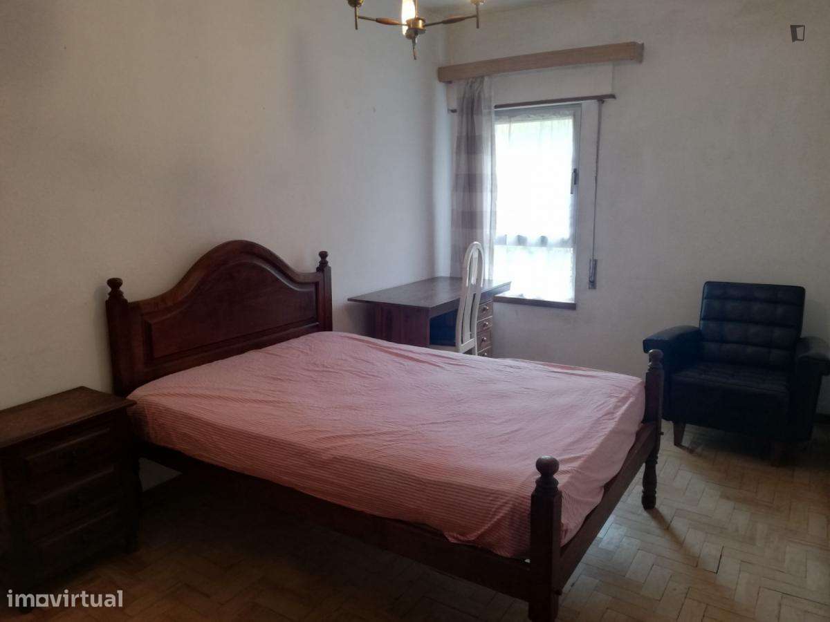 Quarto - localizado em São Jerónimo Coimbra - Grande imagem: 5/10