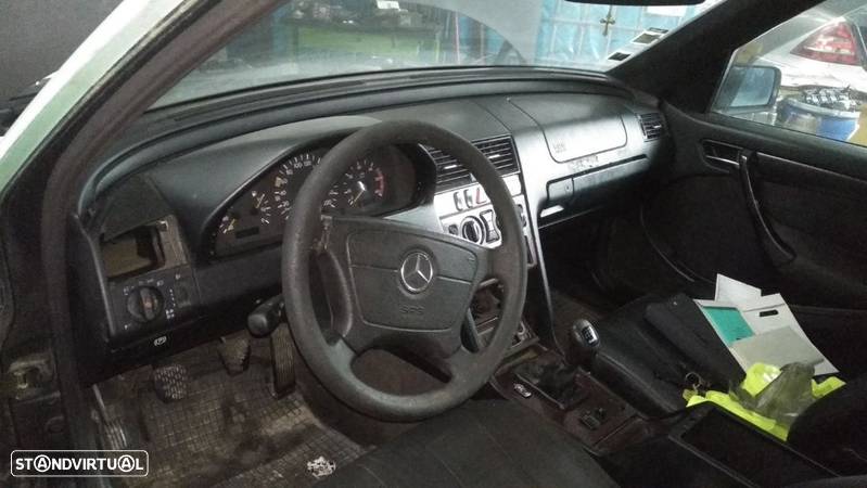 Mercedes W202 C220 125cv de 2000 para peças - 6