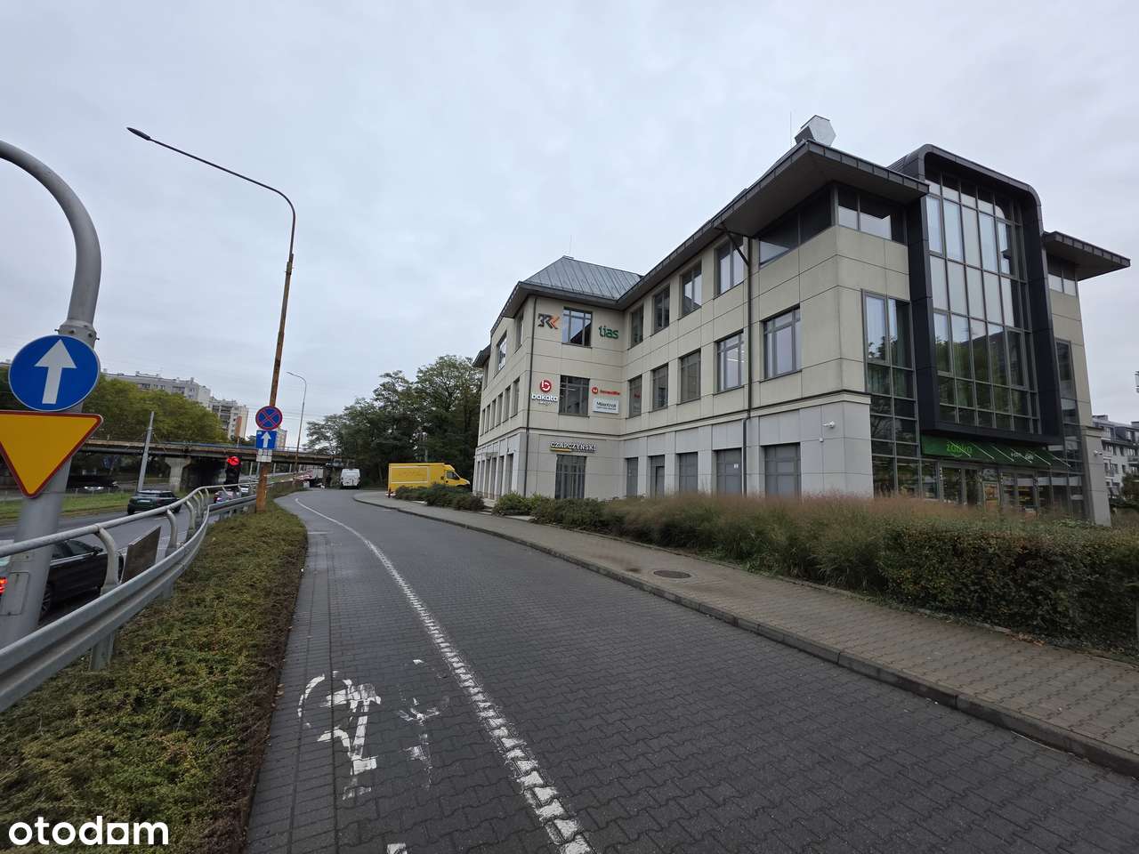 Na wynajem lokal na prestiżowym osiedlu Ogrody Hallera bez pośredników - Pełny obrazek: 5/8