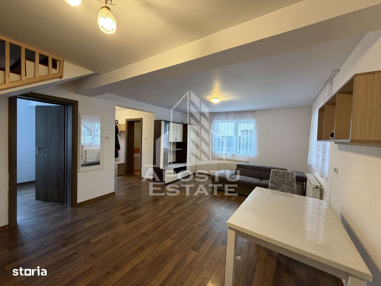 Casă individuală , curte mare , terasă acoperită , Zona Plopi - Imagine principală: 1/14