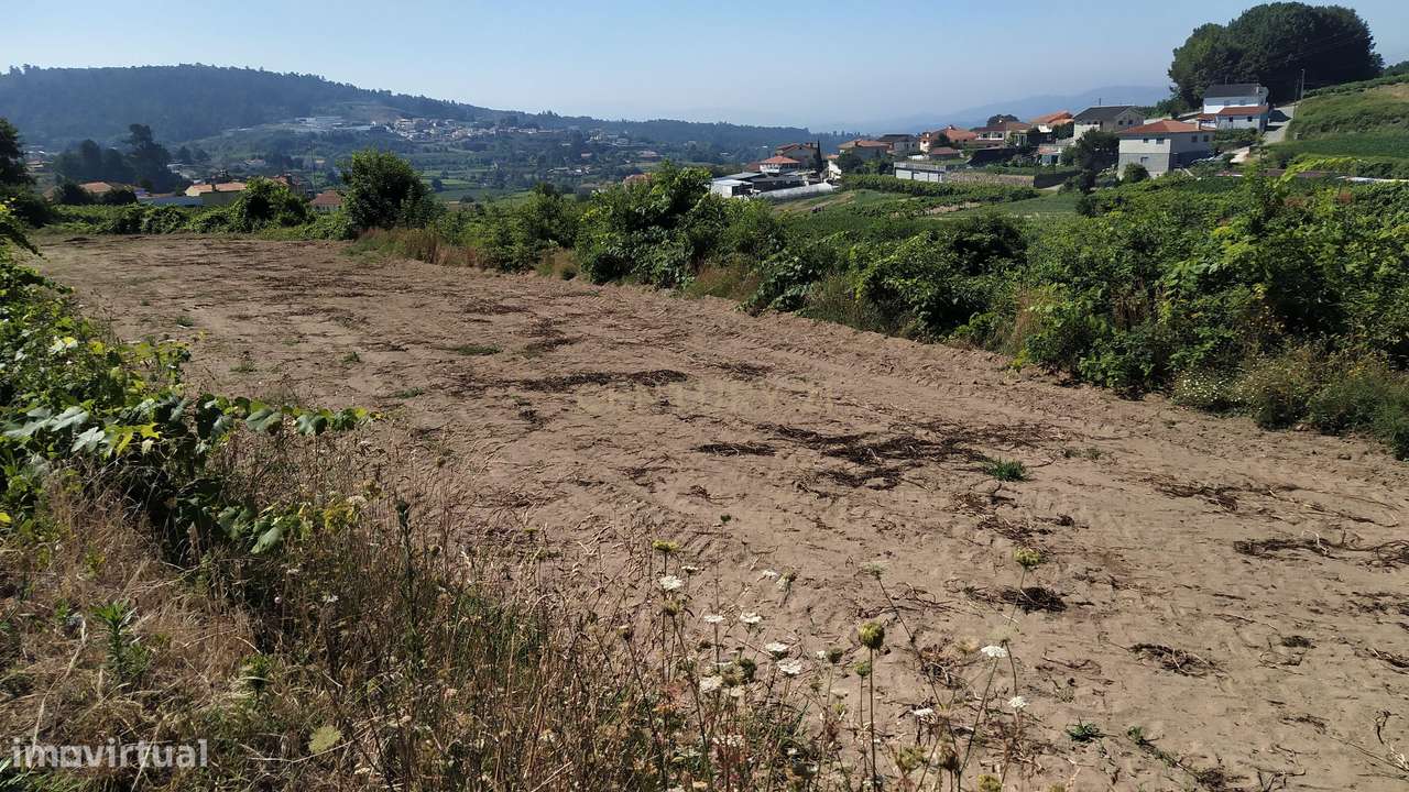 Terreno Agrícola em Figueiró (Santiago), Amarante, à Vila da Lixa - Grande imagem: 2/14
