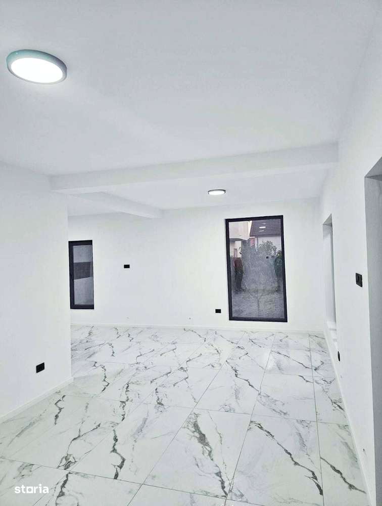 Vindem vila in Navodari - Imagine principală: 4/7