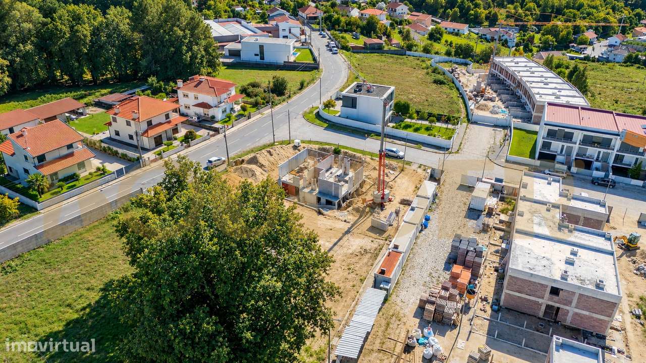 Apartamento T2 com jardim privativo em Fonte Arcada-13