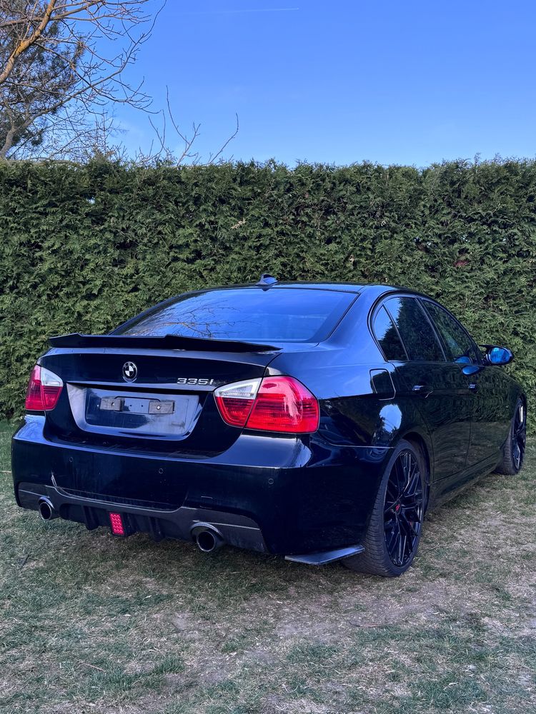 BMW 3 Series E90/E91/E92/E93 335i Edition Sport 2010