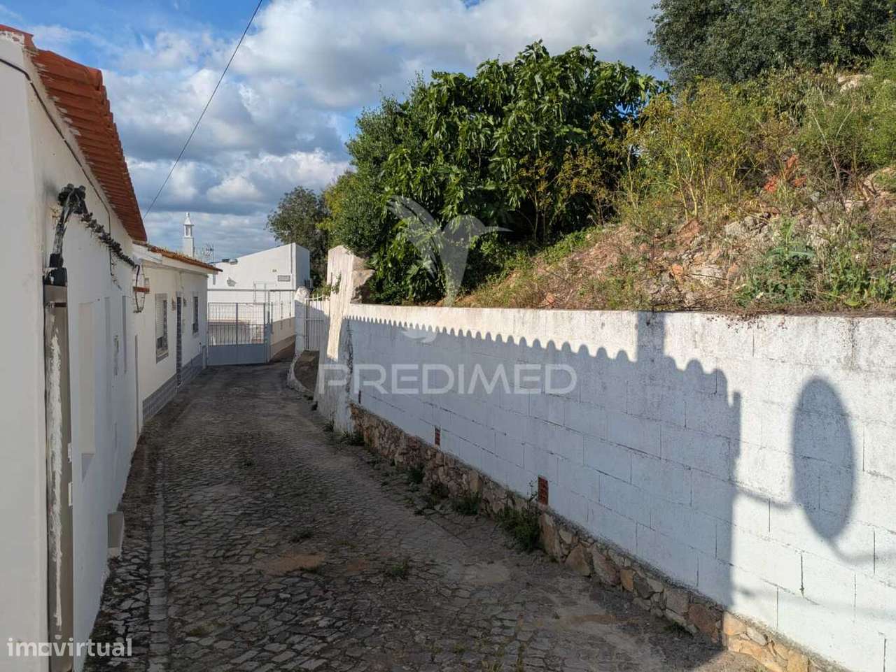 TERRENO URBANO COM VIABILIDADE DE CONSTRUÇÃO EM PADERNE - Grande imagem: 4/6
