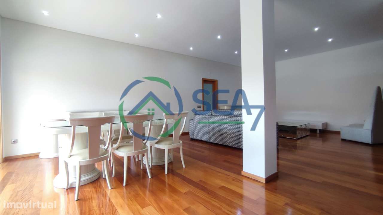 Apartamento T4 I Piscina I Centro, Póvoa de Varzim-10