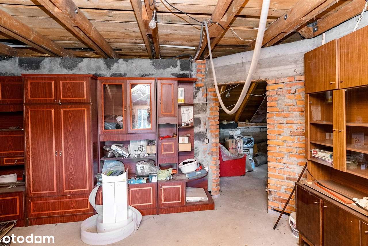 Dom w centrum miejscowości-17