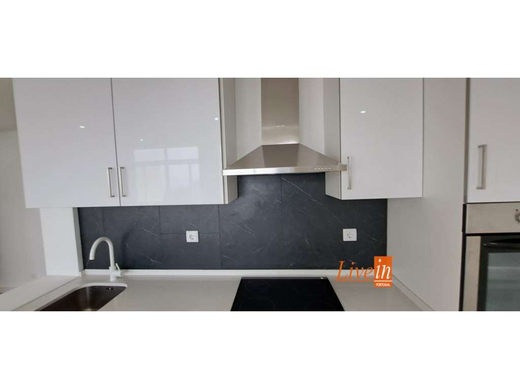 Apartamento T2 na Amadora - Grande imagem: 2/15