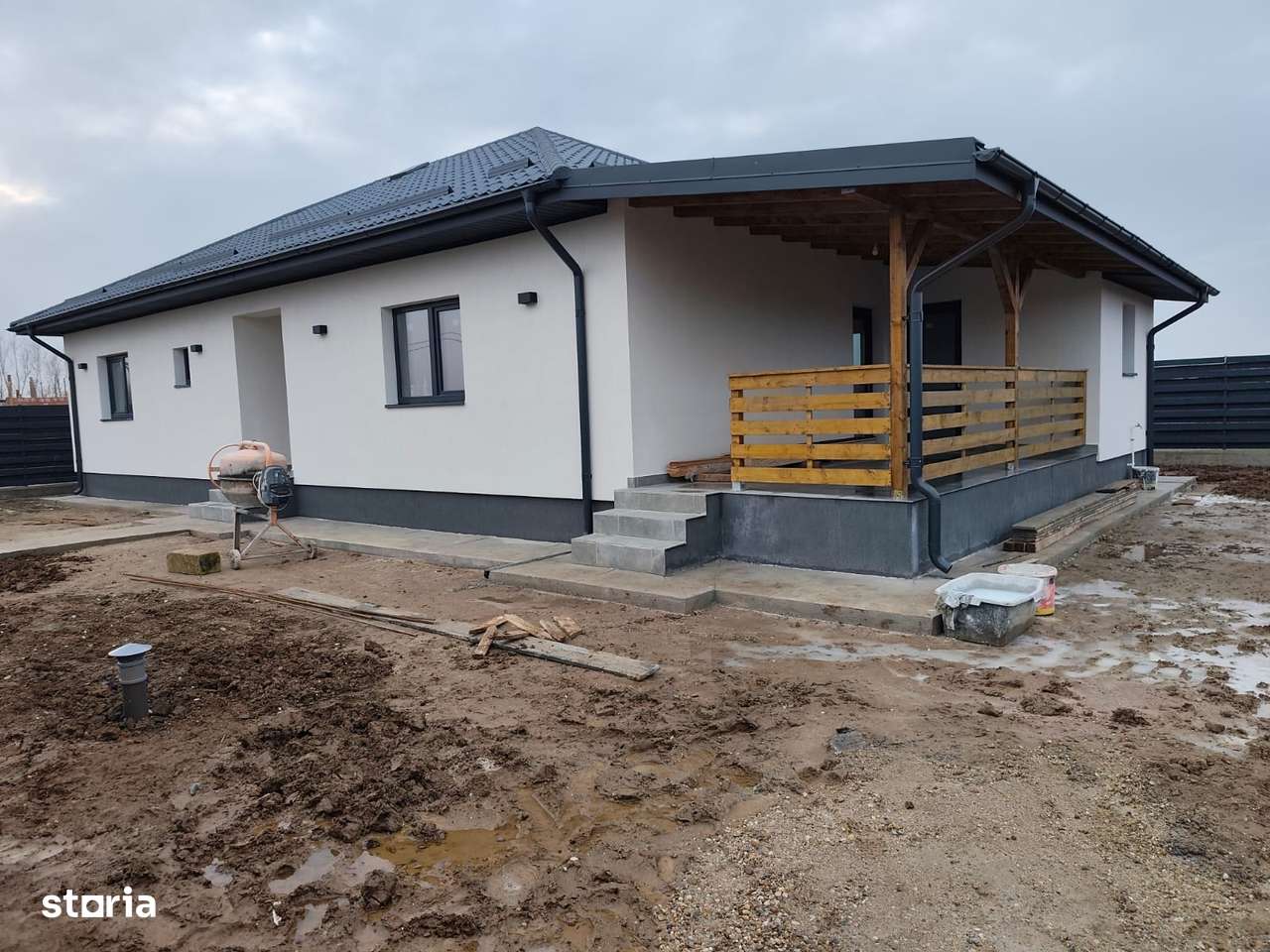 FARA COMISIOANE casa TOP 4 camere 2 bai PARTER+pod placa camera tehnic-1