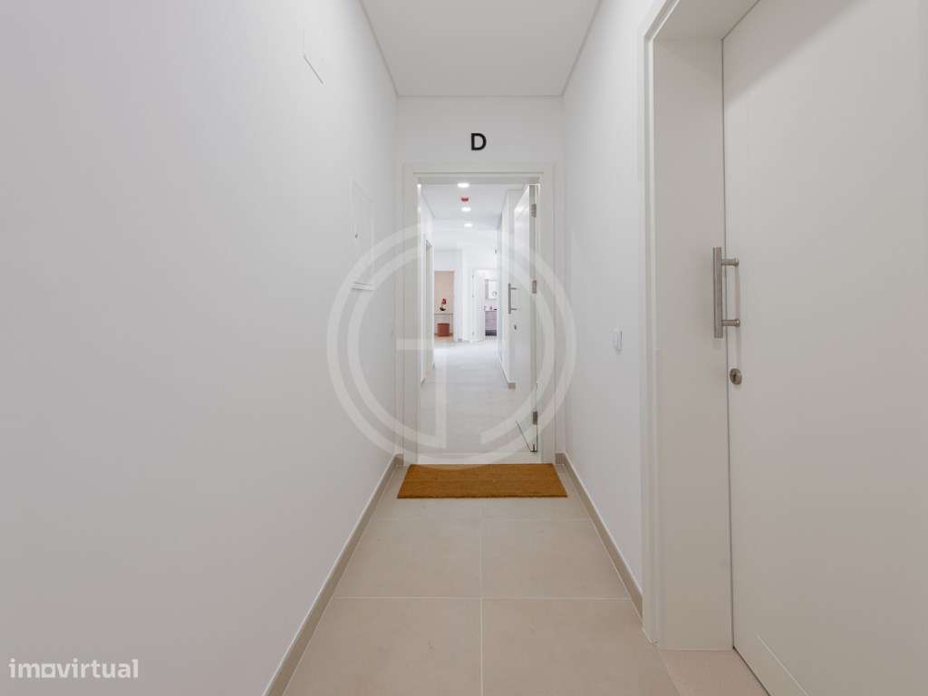 Apartamento T2 na Baixa de Faro-0