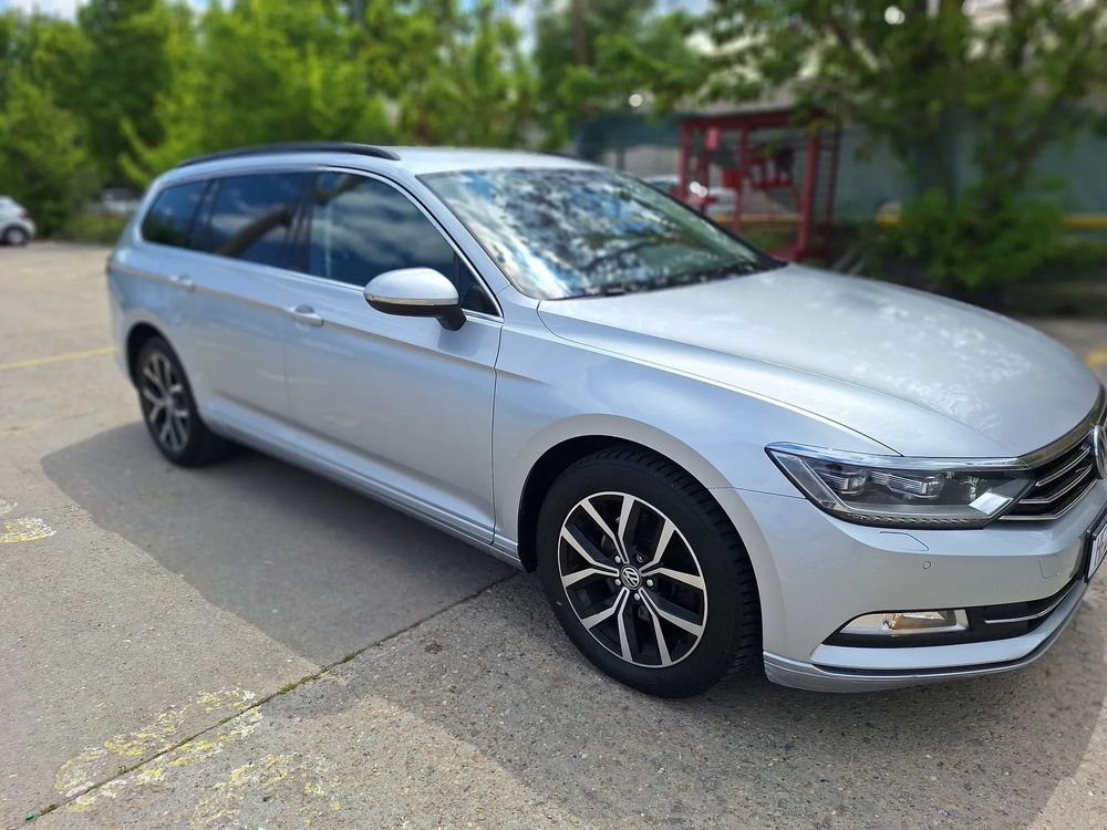 Volkswagen Passat B8 [2014 - Prezent] 2.0 TDI (BlueMotion Technology) Highline 2015
