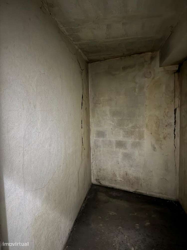 Arrecadação 9m2 - Vila Nova de Famalicão - Grande imagem: 4/4