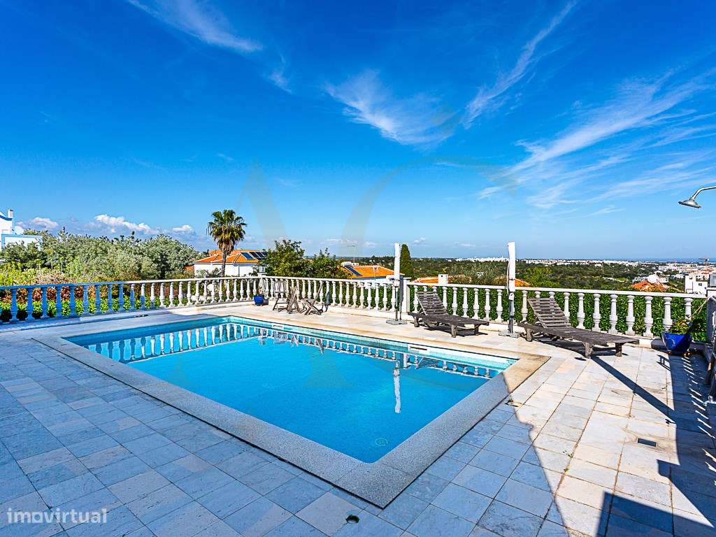 Moradia Exclusiva T4 com Vista Mar e Cidade em Tavira-33