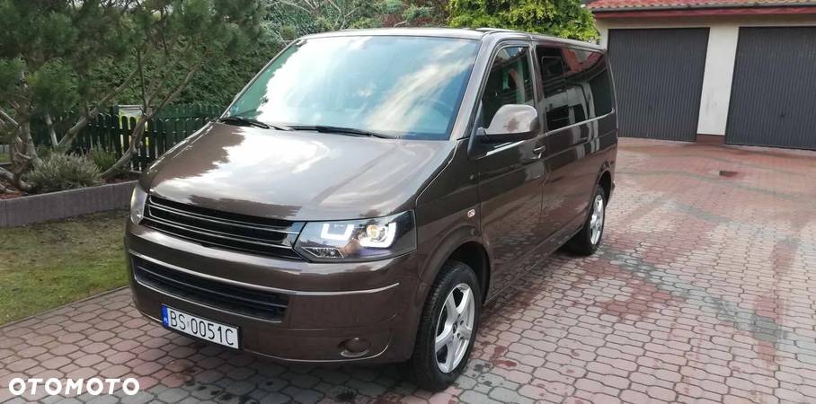 Volkswagen Caravelle - 1