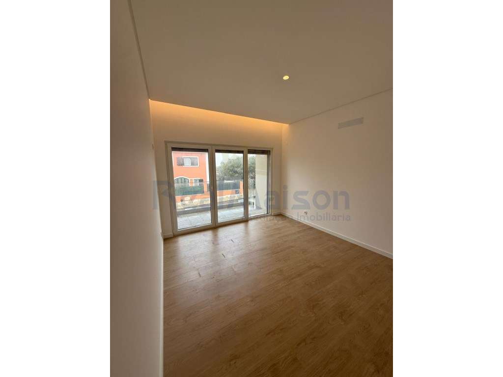 Fantástica Moradia T3 - S.Domingos de Rana - CONSTRUÇÃO NOVA-21