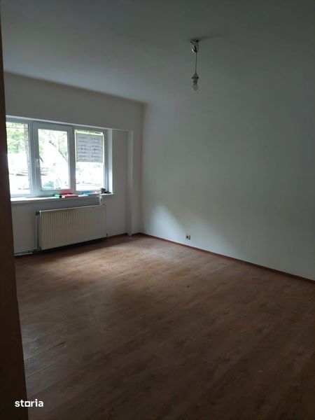 Vand apartament 4 camere Buftea.