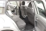 VW Golf Variant 1.6 TDi Confortline DSG - 24