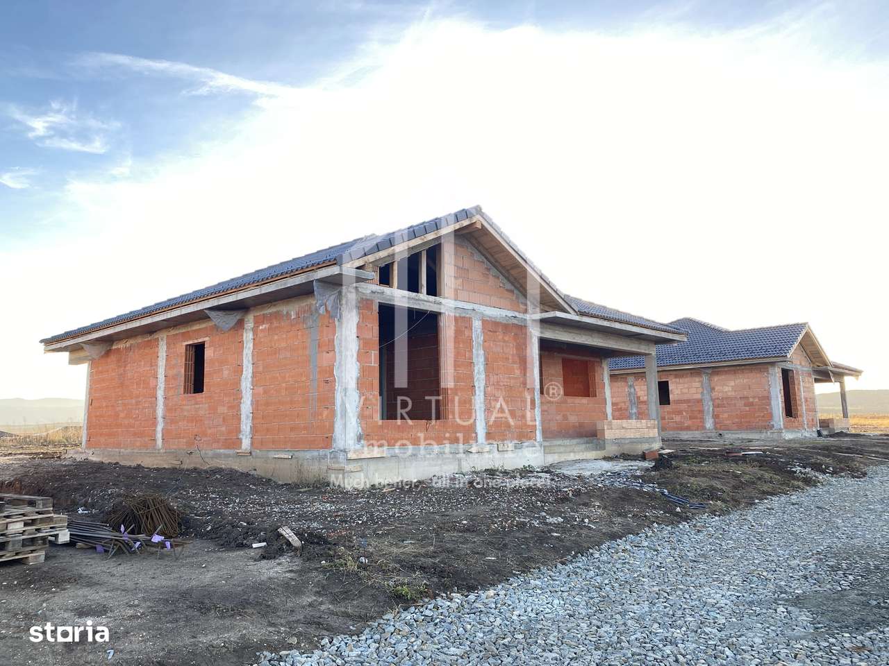 Casa individuala de vanzare in Sibiu, 120mp utili si teren de 600 mp - Imagine principală: 2/20