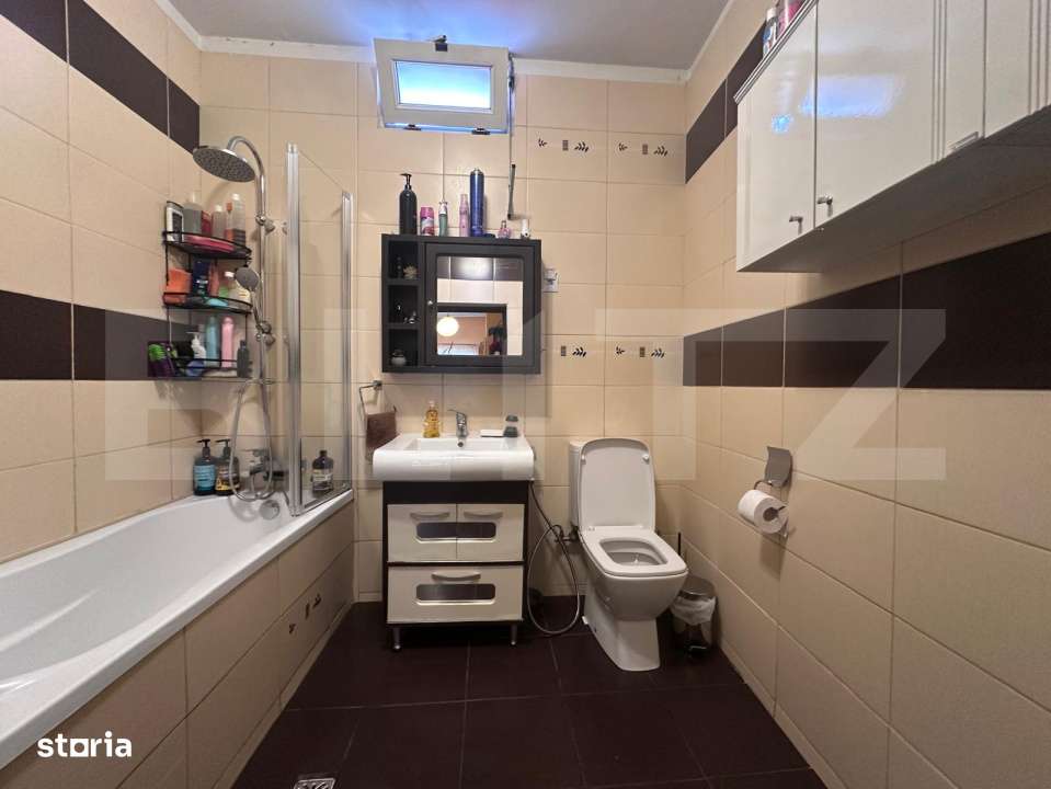 Casa de vanzare in Cartierul Schei, zona Piata Unirii - Imagine principală: 5/13