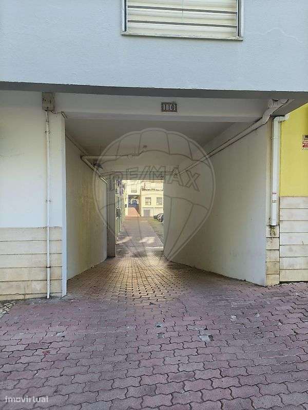 Garagem  para arrendamento - Grande imagem: 3/5