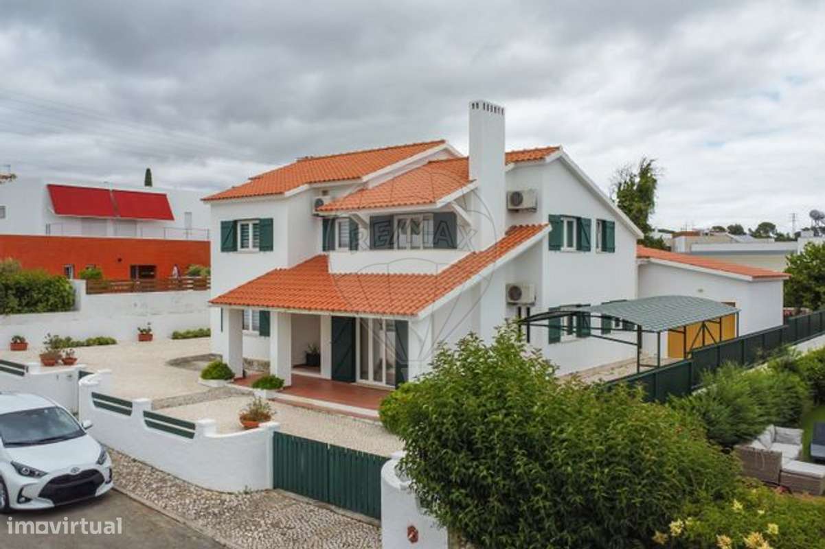 Moradia T5 para venda - Grande imagem: 2/27