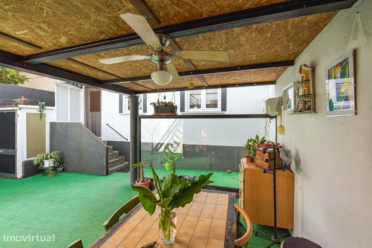 MORADIA T3 TRANSFORMADA EM T2 | GARAGEM | 221M2 | ARRUDA DOS VINHOS-36