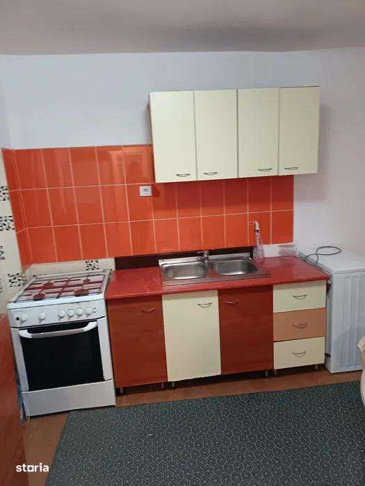 Inchiriere apart. cu 2 camere, parter, 350 Eur, Manastur - Imagine principală: 2/5