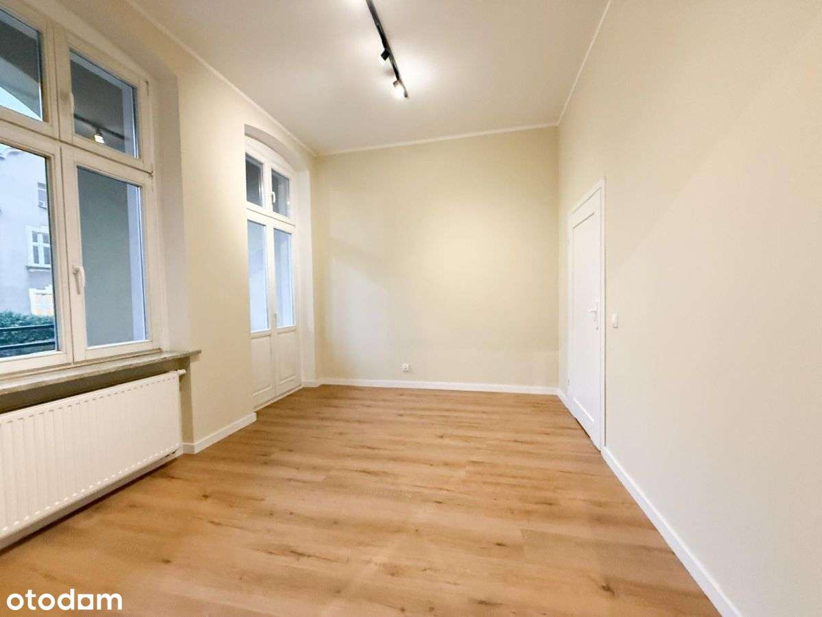 2 pokoje + aneks + balkon – najem lokalu biurowego - Pełny obrazek: 2/10