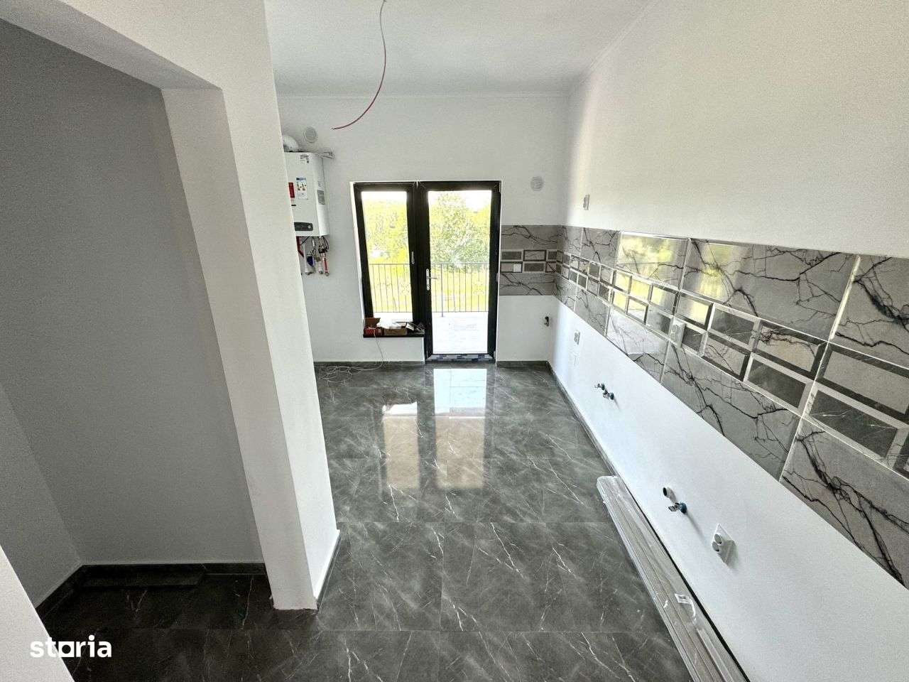 500 mp teren! BECI! Incalz in pard! 2 BAI! Casa Valea Adanca - Imagine principală: 5/10