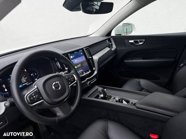 Volvo XC 60 B5 B AWD Geartronic Momentum Pro - 4