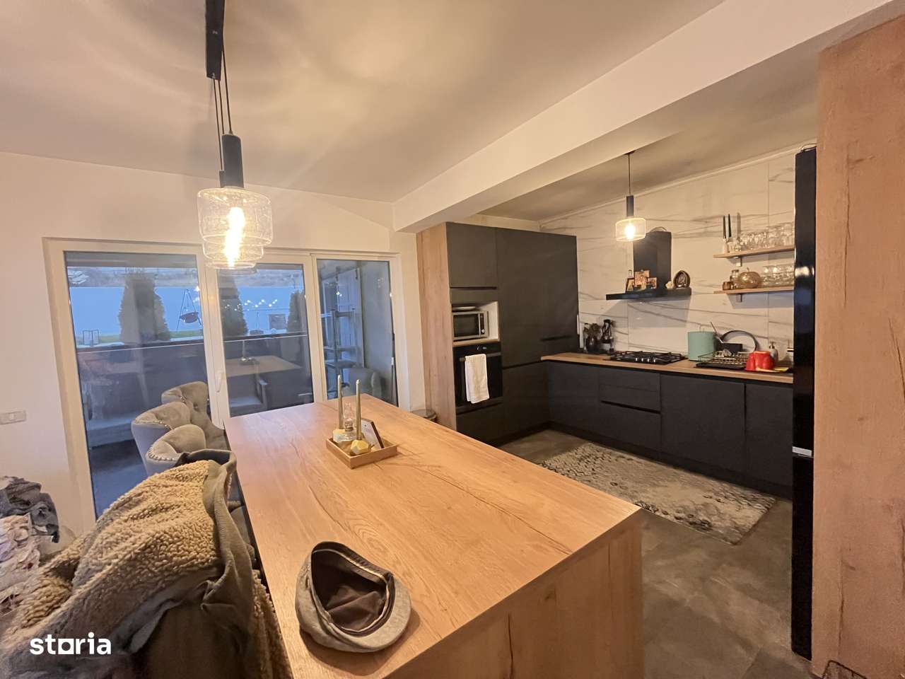 Casa de Vis cu Piscina  250 MPU I Suceava/Moara I 425.000Euro - Imagine principală: 3/20