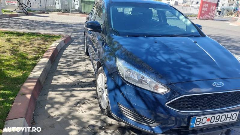 Ford Focus 1.0 EcoBoost Trend - 10