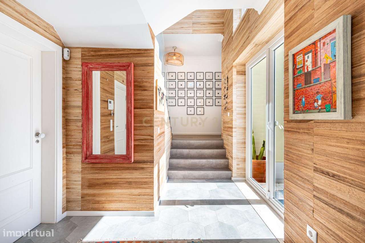 Charme Tradicional • Conforto Moderno • Energia Solar Inteligente (202-15