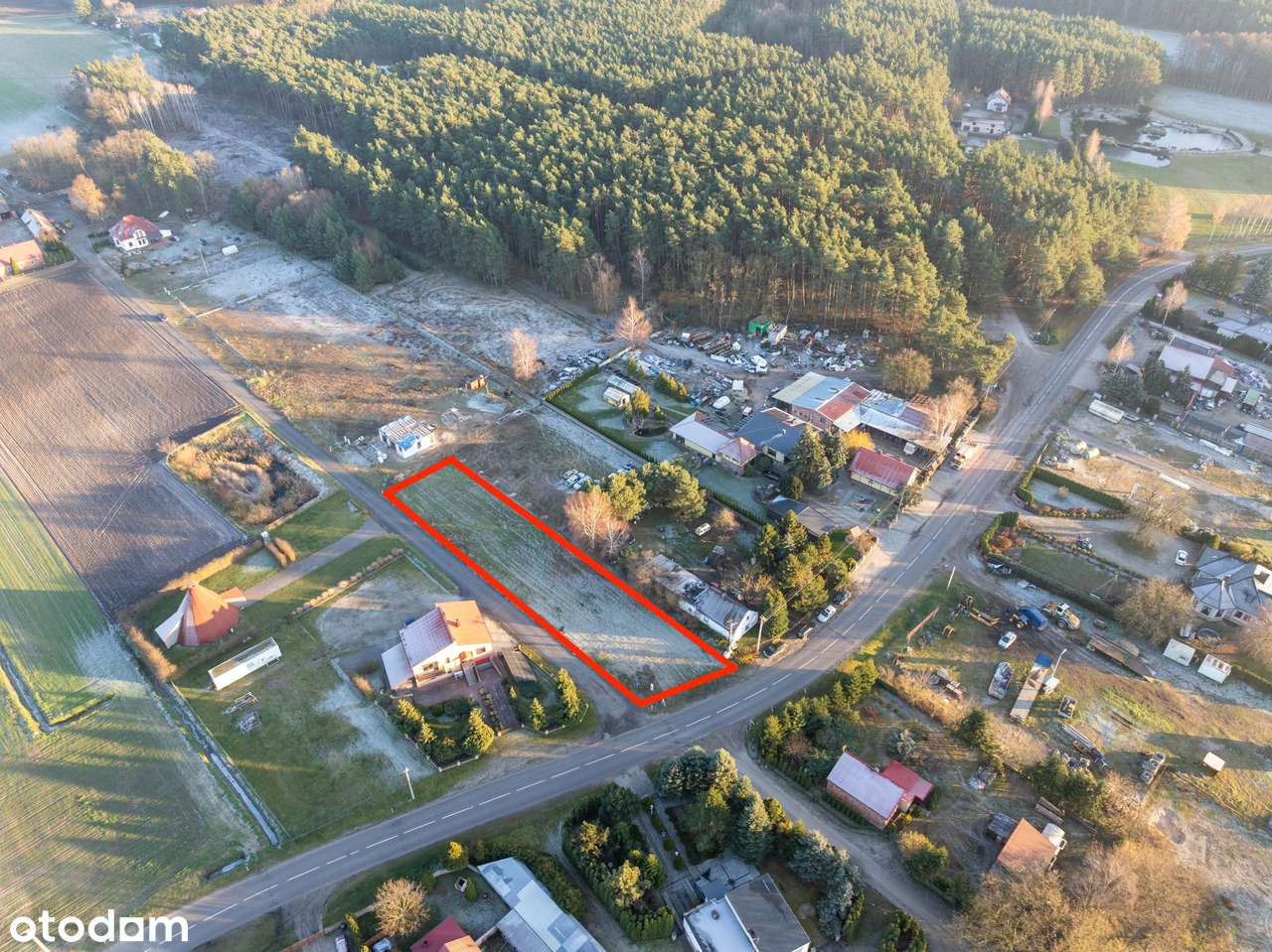 Działka Czmoniec | niedaleko lasu | pozwolenie na budowę| media| cisza-3